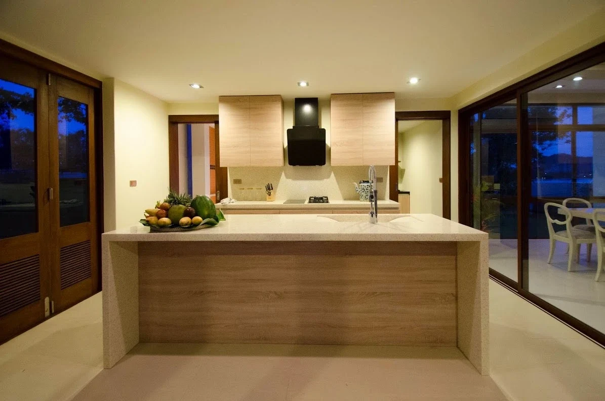 Six Hills Villa / Interior view 4