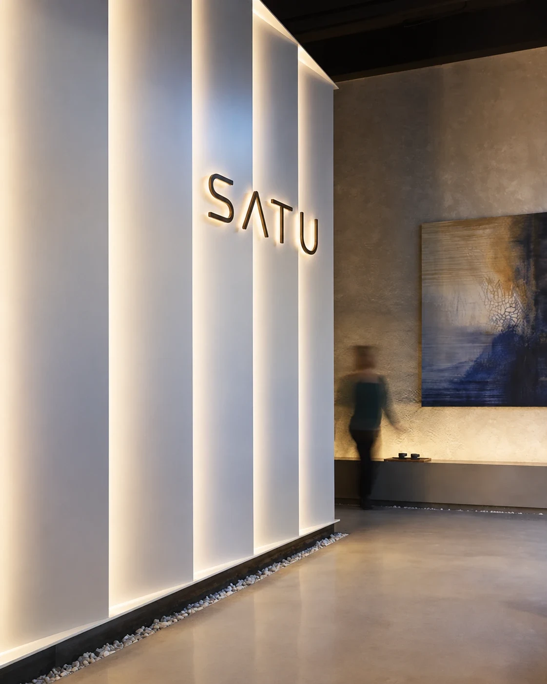SATU 團隊形象：柔光屏風與材質